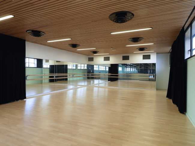 La sala ballo creata nella struttura